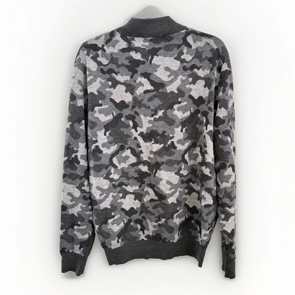 G/Fore 1/4 Zip Sweater Size L in Shades of Gray Camouflage 100% Wool EUC Golf